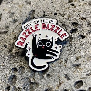 NEW Razzle Dazzle Cat pin
